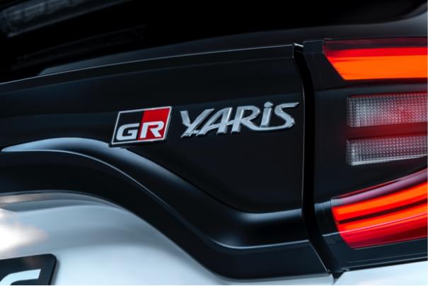 Toyota Yaris logó