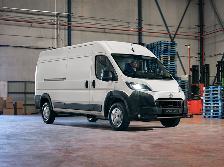 PROACE VAN