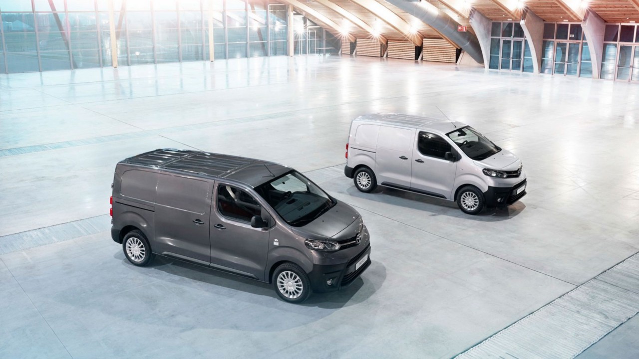  TOYOTA ELEKTROMOS HASZONGÉPJÁRMŰVEK