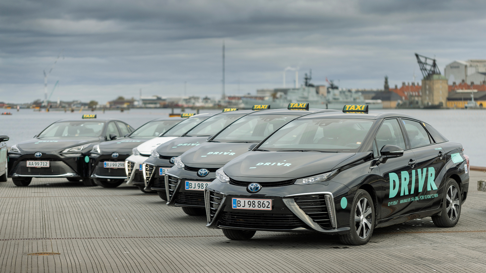 A Toyota és a DRIVR 100 hidrogénüzemű taxit állított szolgálatba Koppenhágában