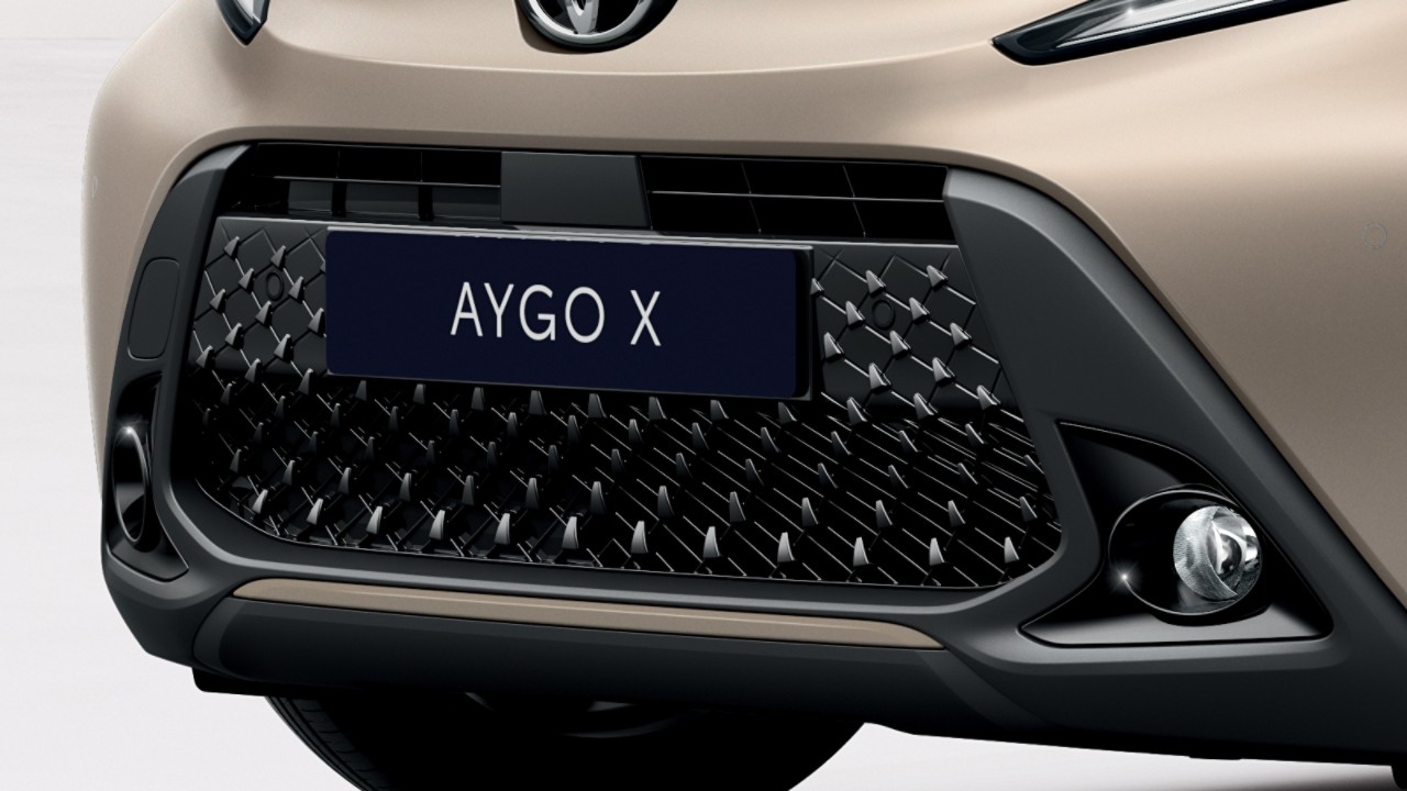 Első lökhárítóbetét | Toyota Aygo X